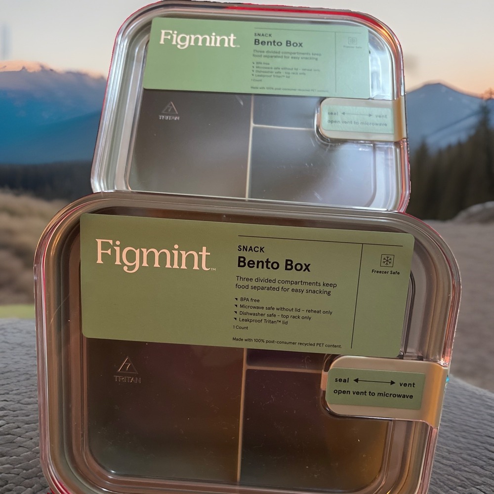 Lot Of 2 Figmint Snack Bento Box Green, Vented Seal, Three Divided Compartment